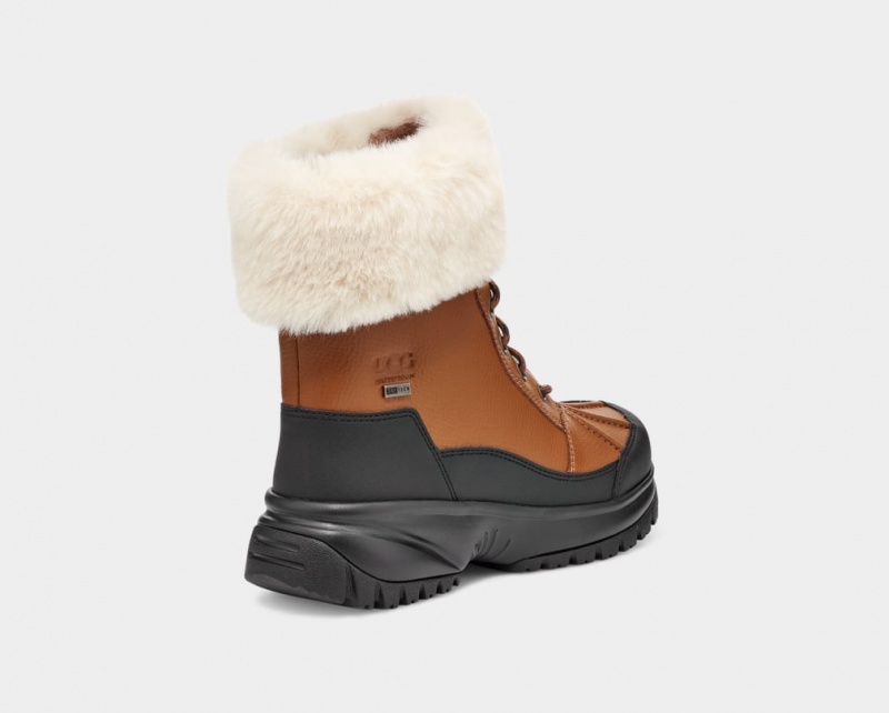 Ugg Yose Fluff Stövlar Dam Bruna | HD6271043