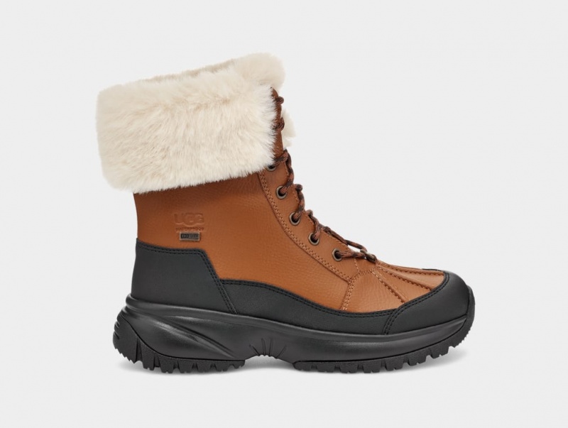 Ugg Yose Fluff Stövlar Dam Bruna | HD6271043